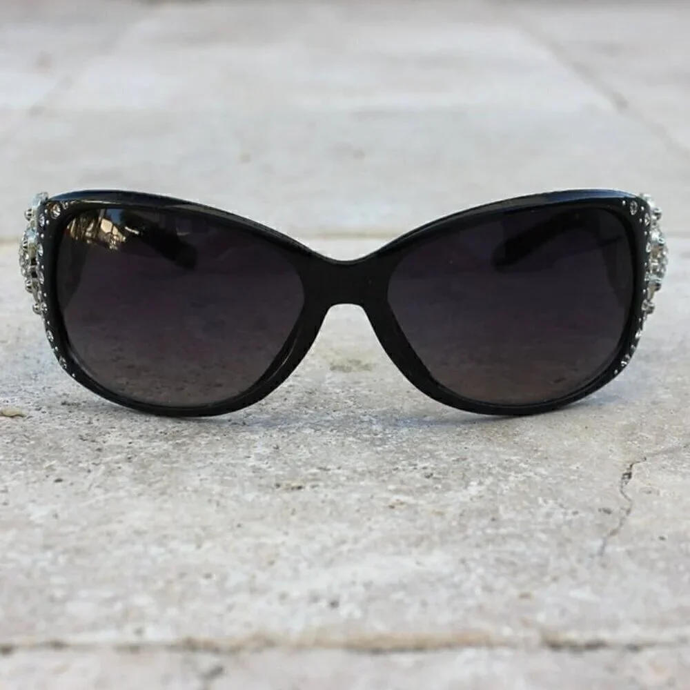 Montana West Concho Sunglasses in Black